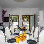 Mykonos Pearl House With Pool In The Heart Of Town בית נופש Mykonos Town