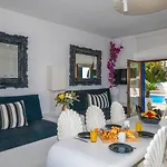 Mykonos Pearl House With Pool In The Heart Of Town Nyaraló *