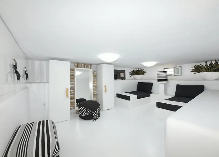 Mykonos Le Grand Townhouse With Pool Vakantiehuis